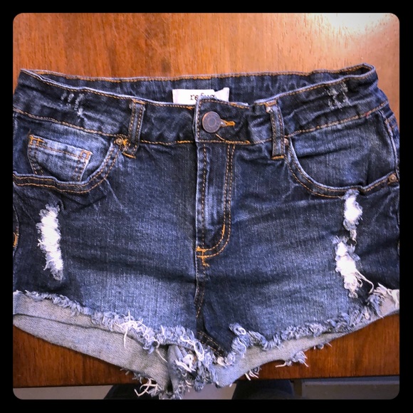 refuge brand shorts